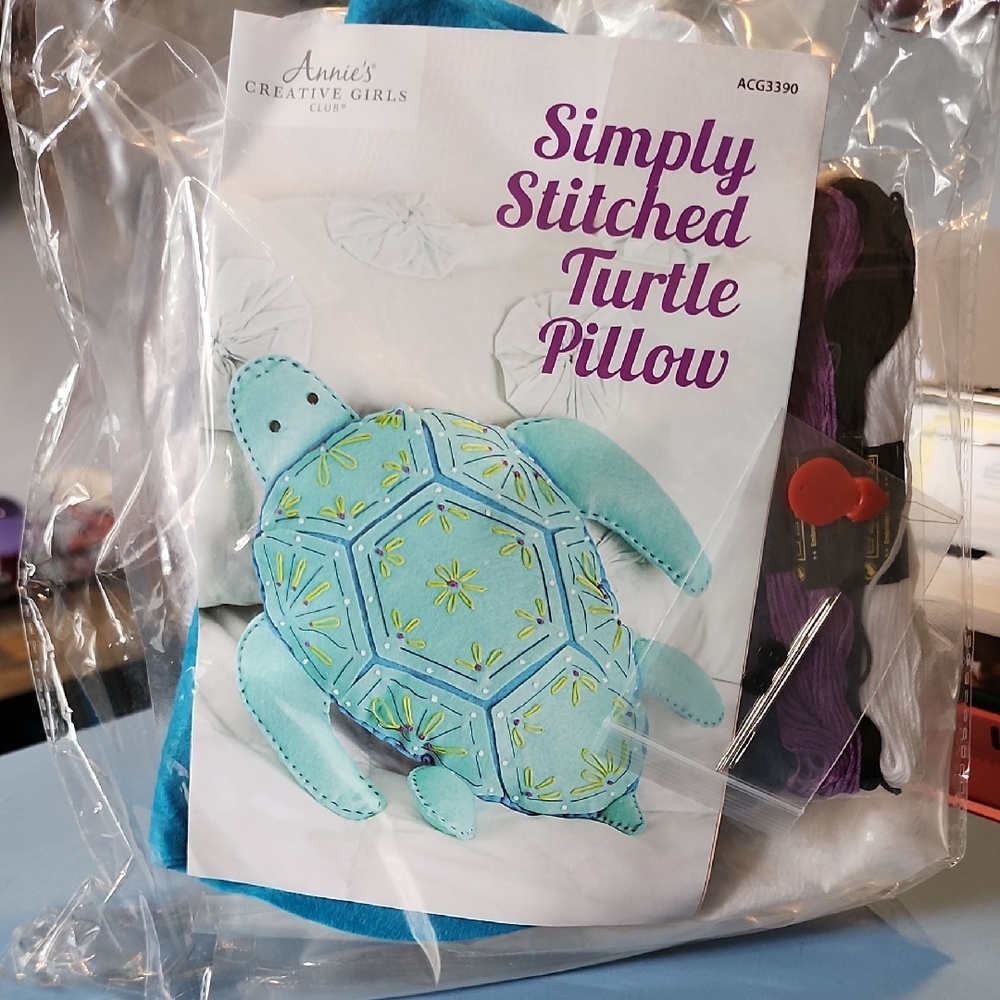 Simply Stitched Turtle Pillow Kit